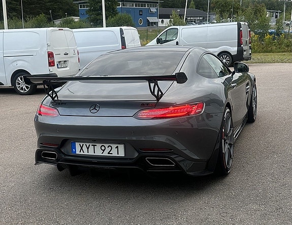 Mercedes-Benz AMG GT S 2 of 11