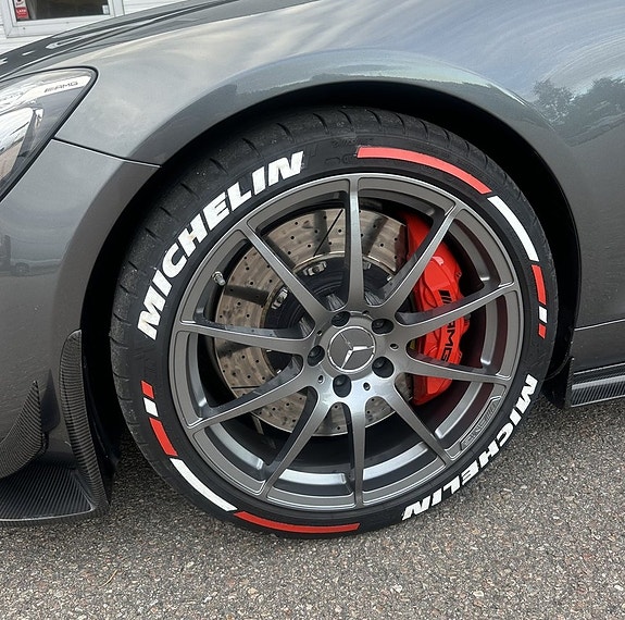Mercedes-Benz AMG GT S 8 of 11