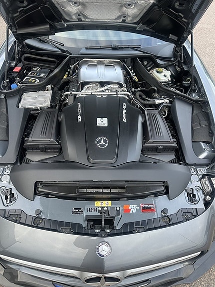 Mercedes-Benz AMG GT S 7 of 11