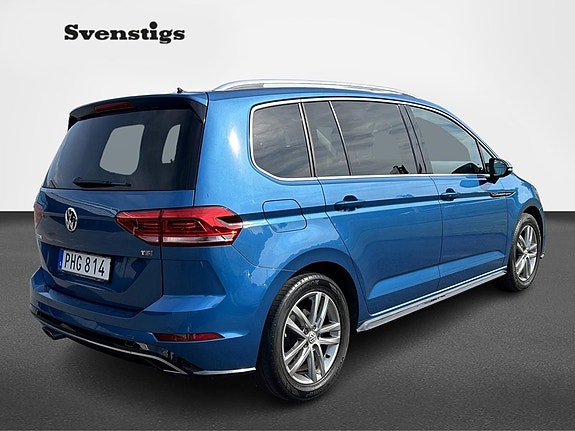 Volkswagen Touran 4 of 18