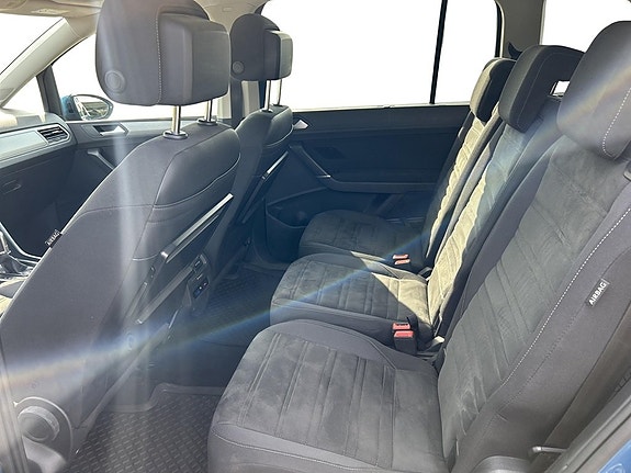 Volkswagen Touran 14 of 18