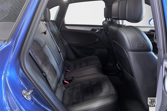Porsche Macan GTS 16 of 22