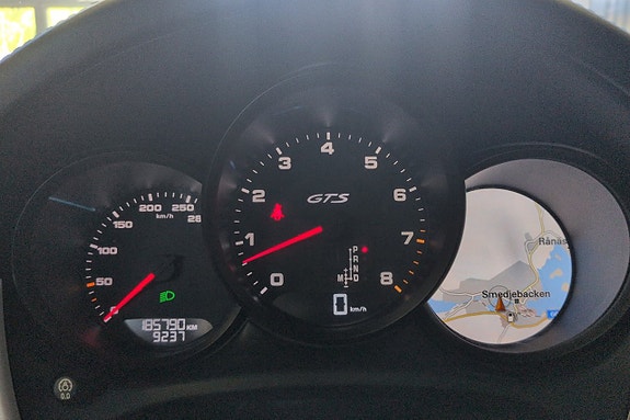 Porsche Macan GTS 12 of 22