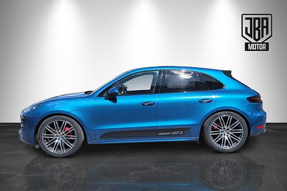 Porsche Macan GTS 4 of 22