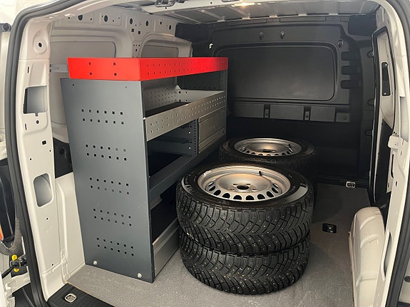 Volkswagen Caddy 9 of 18
