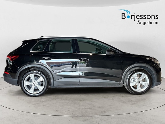 Audi Q4 e-tron 2 of 14