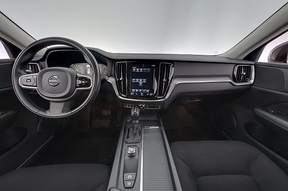 Volvo V60 12 of 30