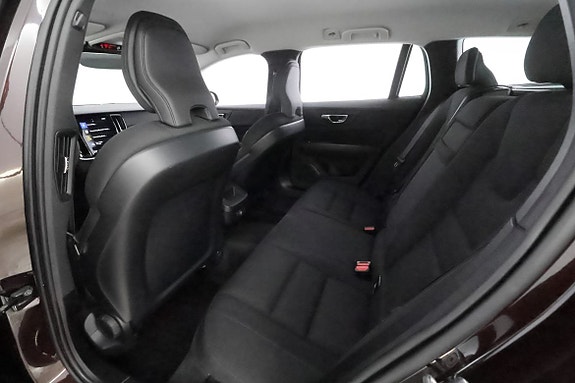 Volvo V60 19 of 30