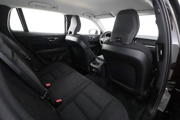Volvo V60 20 of 30