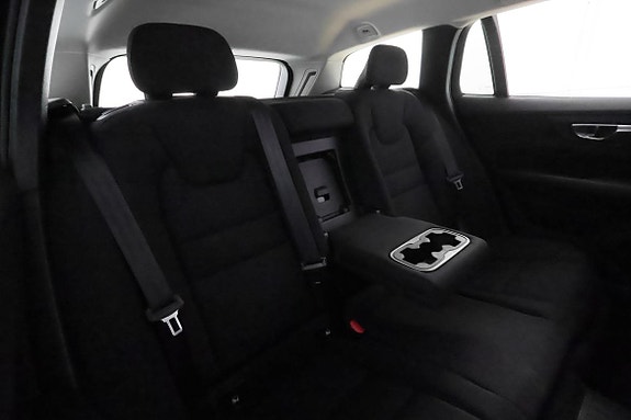 Volvo V60 22 of 30