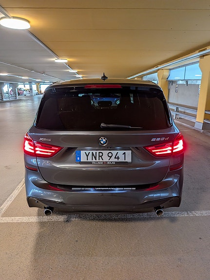 BMW 220d 4 of 14