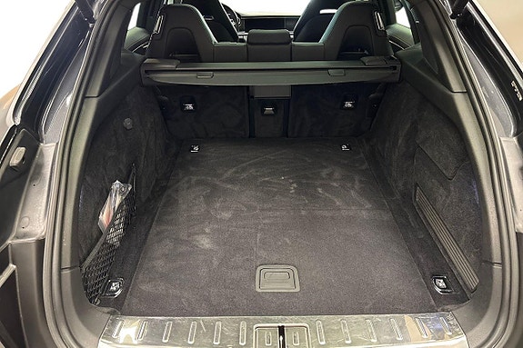 Porsche Panamera 4 15 of 17