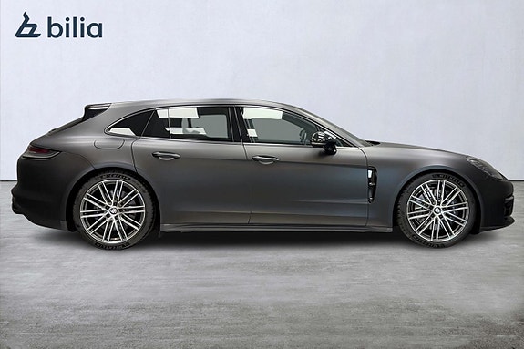 Porsche Panamera 4 3 of 17