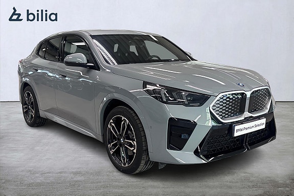 BMW iX2 18 of 18