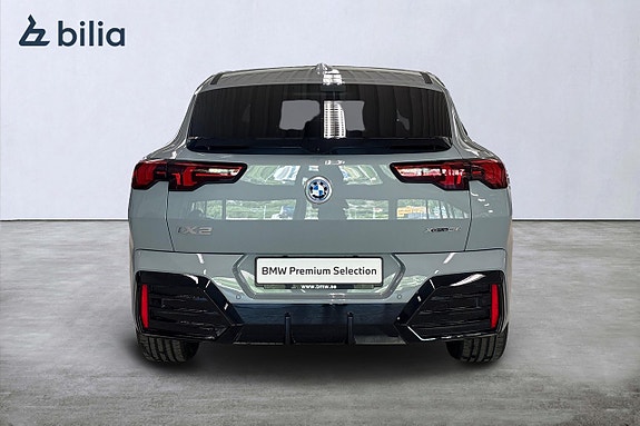 BMW iX2 4 of 18