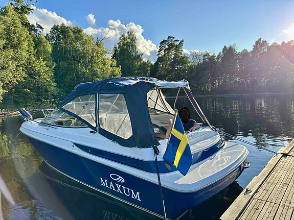 Maxum 23 SC Dieselvärmare, Trailer 3 of 5