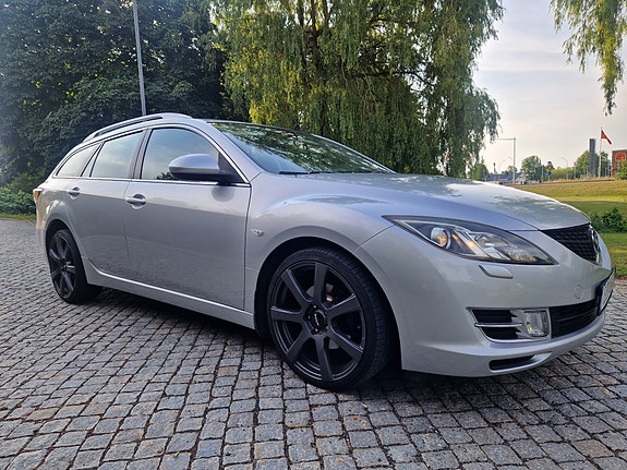 Mazda 6 2 of 10