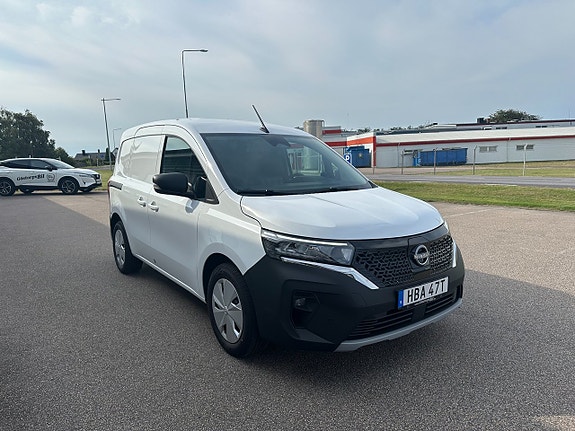 Nissan Townstar 2 of 8