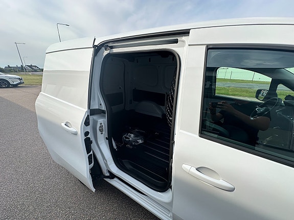 Nissan Townstar 6 of 8