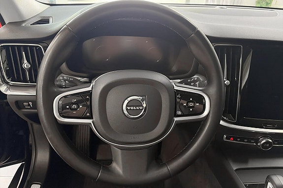 Volvo V60 Cross Country 14 of 17
