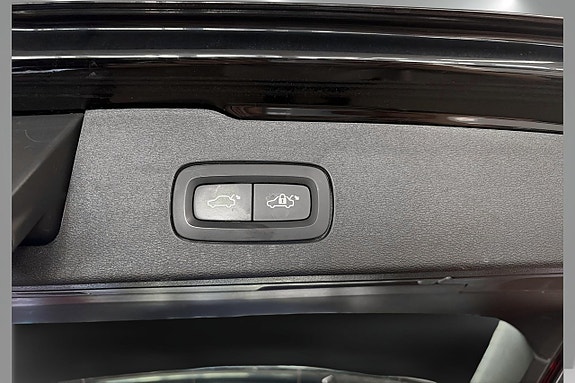 Volvo V60 Cross Country 13 of 17