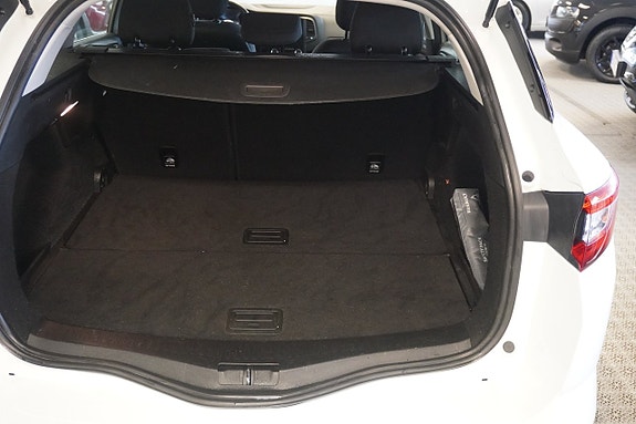 Renault Megane 5 of 7