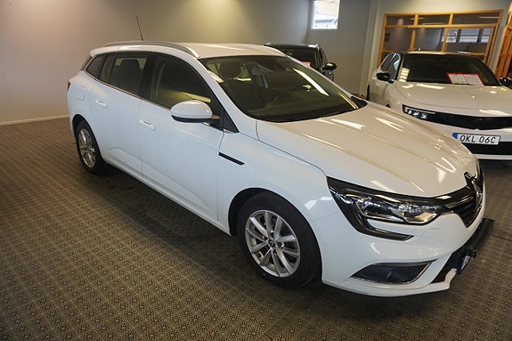 Renault Megane 2 of 7