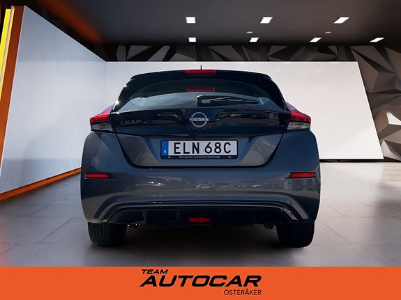 Nissan Leaf 6 of 16