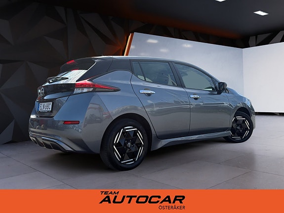 Nissan Leaf 4 of 16