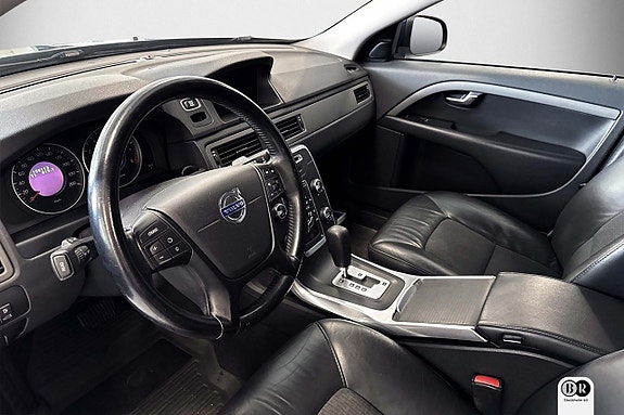 Volvo V70 7 of 13