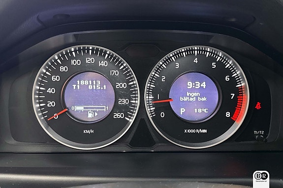 Volvo V70 10 of 13