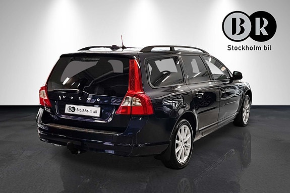 Volvo V70 3 of 13