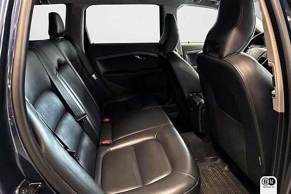 Volvo V70 9 of 13