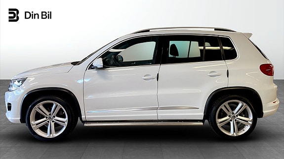 Volkswagen Tiguan 2 of 12