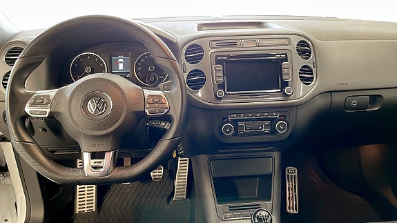 Volkswagen Tiguan 10 of 12