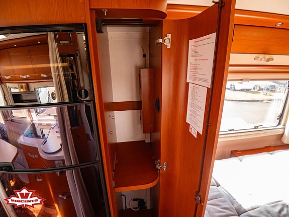 Hymer B 598 *Queensbädd *Alde 12 of 25