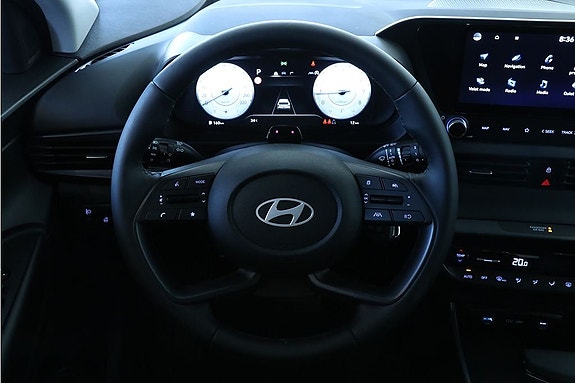 Hyundai i20 10 of 17