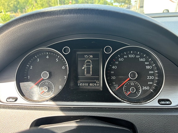 Volkswagen Passat 4 of 4
