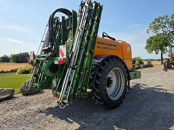 Amazone UG 3000 Special 24 meter 10 of 12