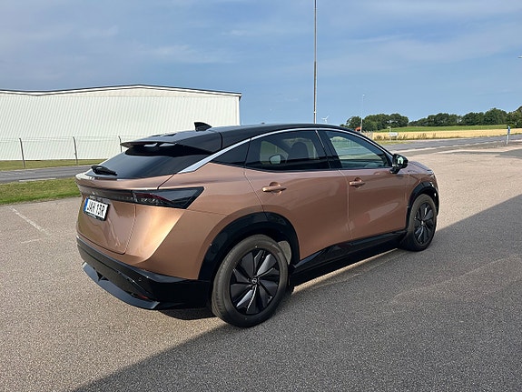 Nissan Ariya 3 of 9