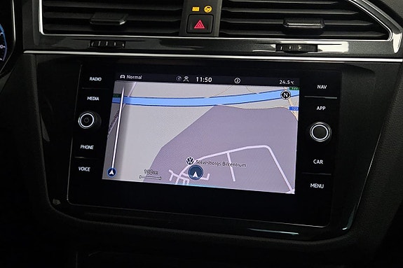 Volkswagen Tiguan 12 of 12