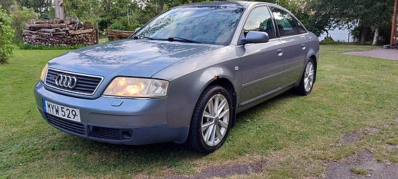 Audi A6 4 of 11