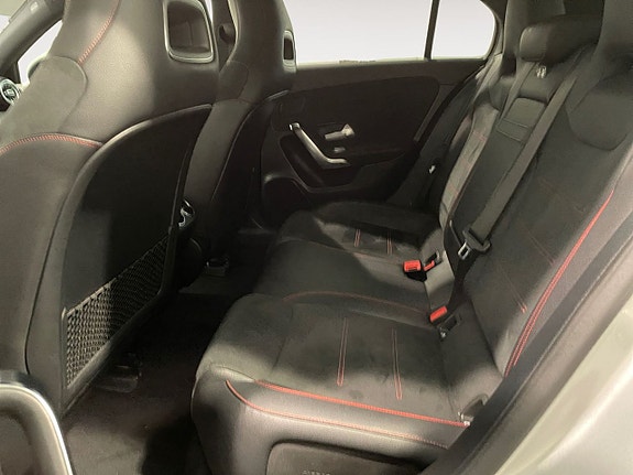 Mercedes-Benz A200 13 of 24