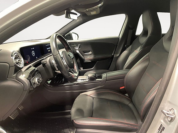 Mercedes-Benz A200 8 of 24