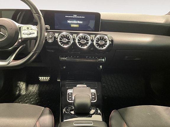Mercedes-Benz A200 10 of 24