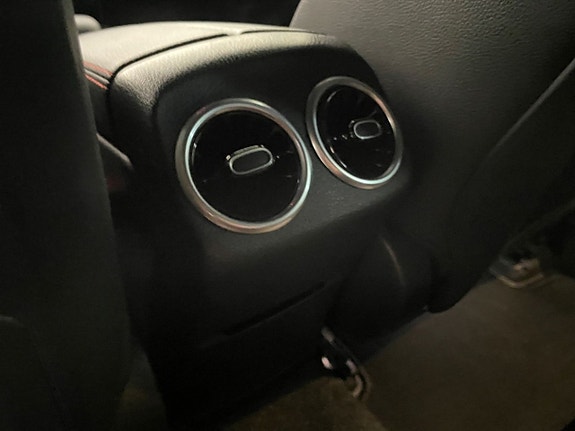 Mercedes-Benz A200 20 of 24