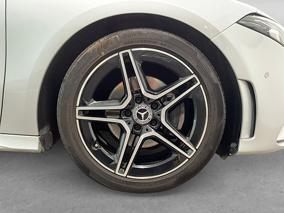 Mercedes-Benz A200 6 of 24