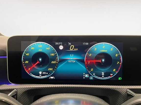 Mercedes-Benz A200 11 of 24