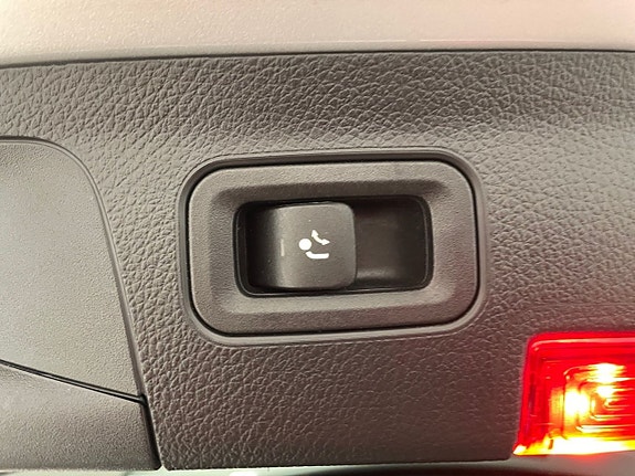 Mercedes-Benz A200 24 of 24