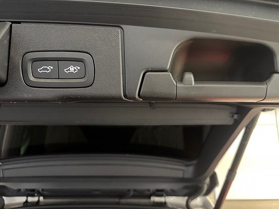 Volvo XC60 22 of 24